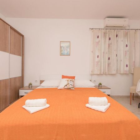 Apartmani Sol Makarska Exterior foto