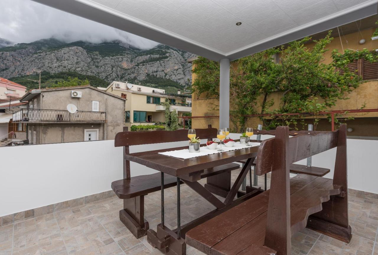 Apartmani Sol Makarska Exterior foto