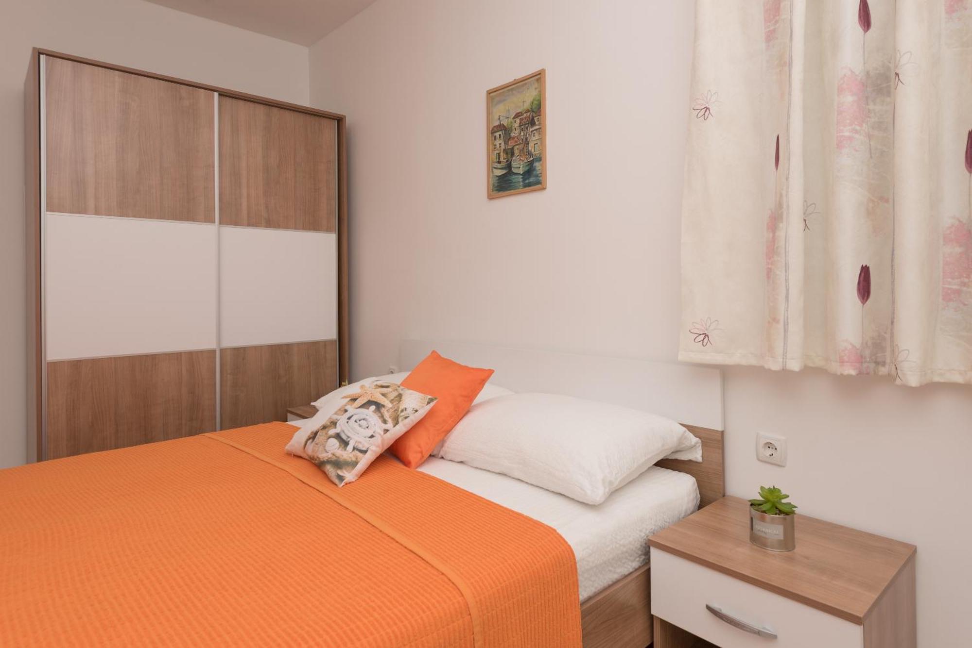 Apartmani Sol Makarska Exterior foto
