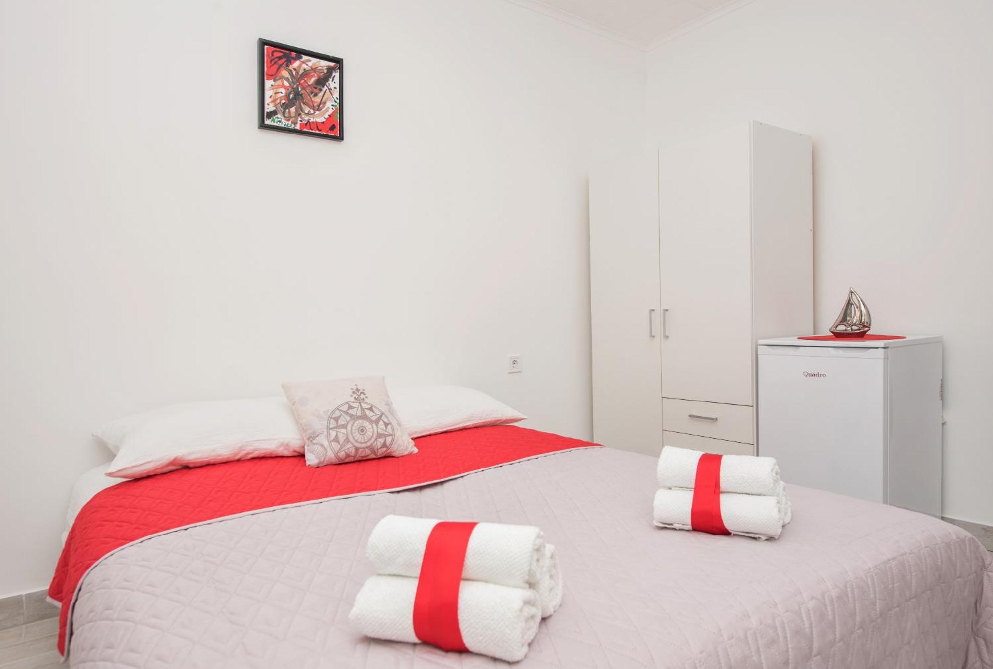 Apartmani Sol Makarska Exterior foto