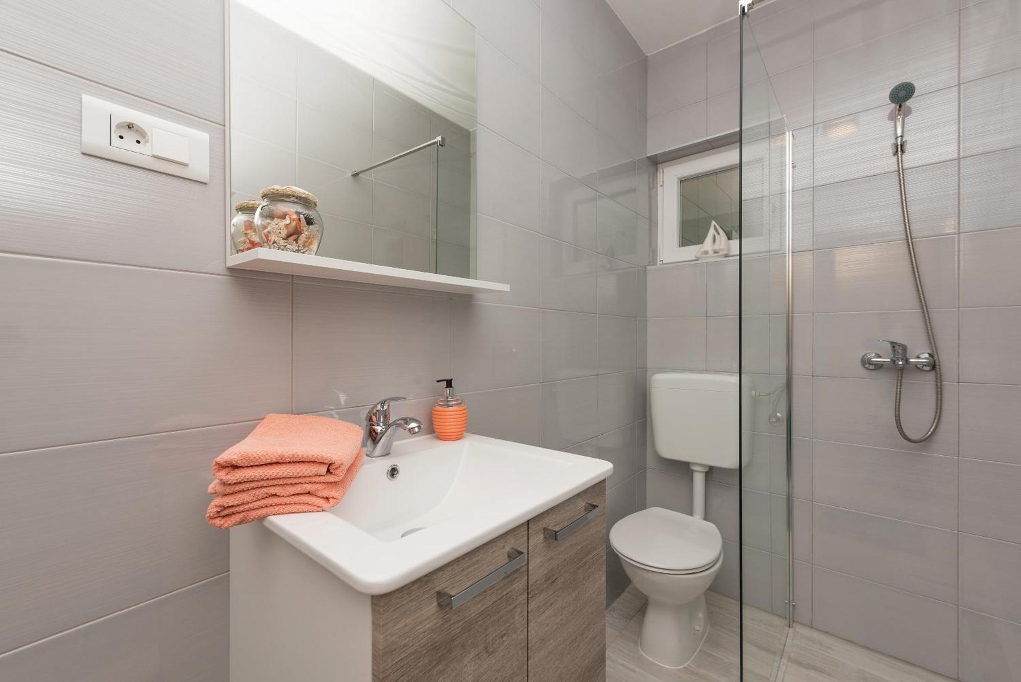 Apartmani Sol Makarska Exterior foto