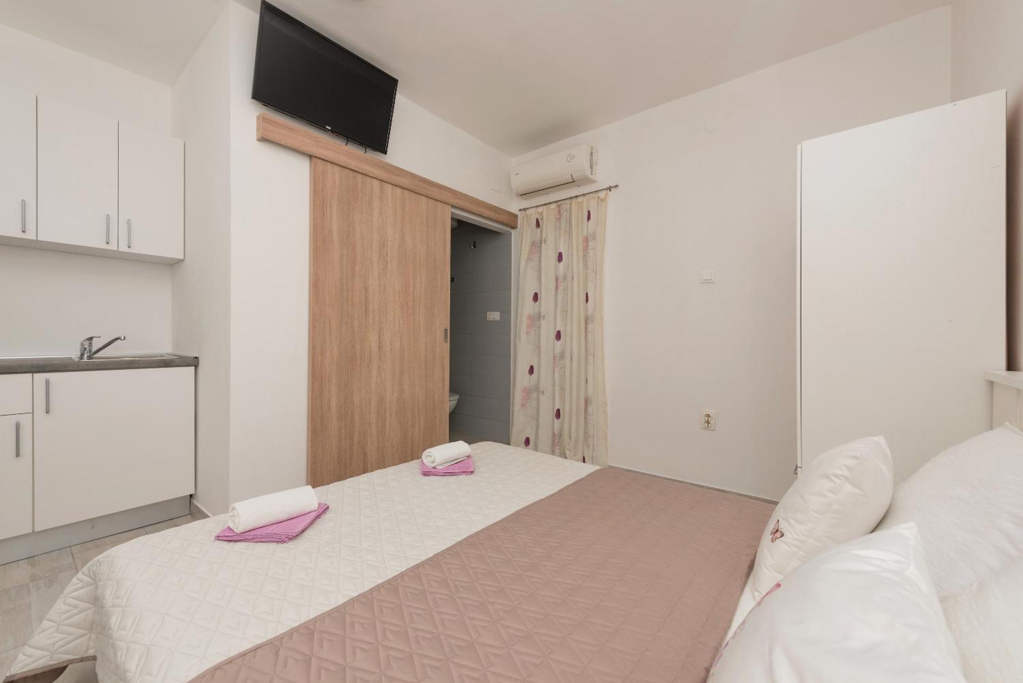 Apartmani Sol Makarska Exterior foto